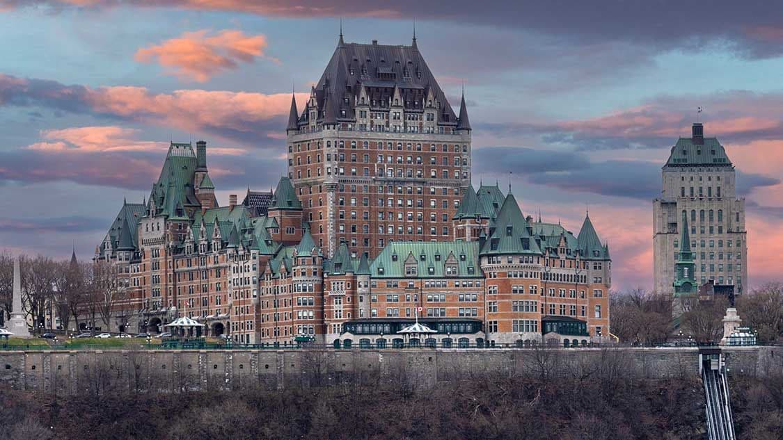 Quebec is pausing Important Immigration Programs